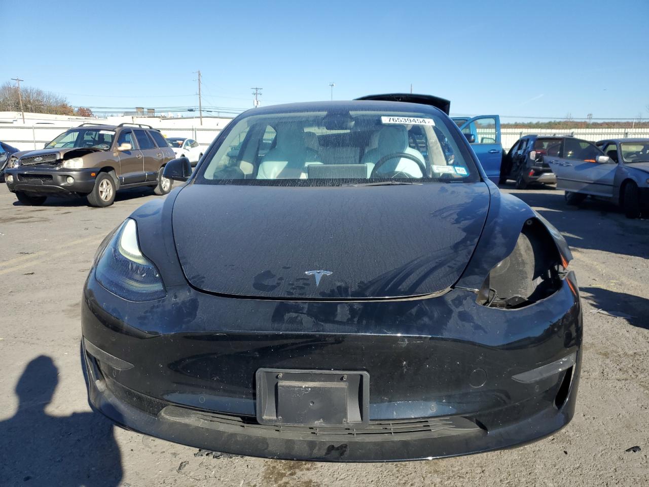 Lot #2986908824 2022 TESLA MODEL 3