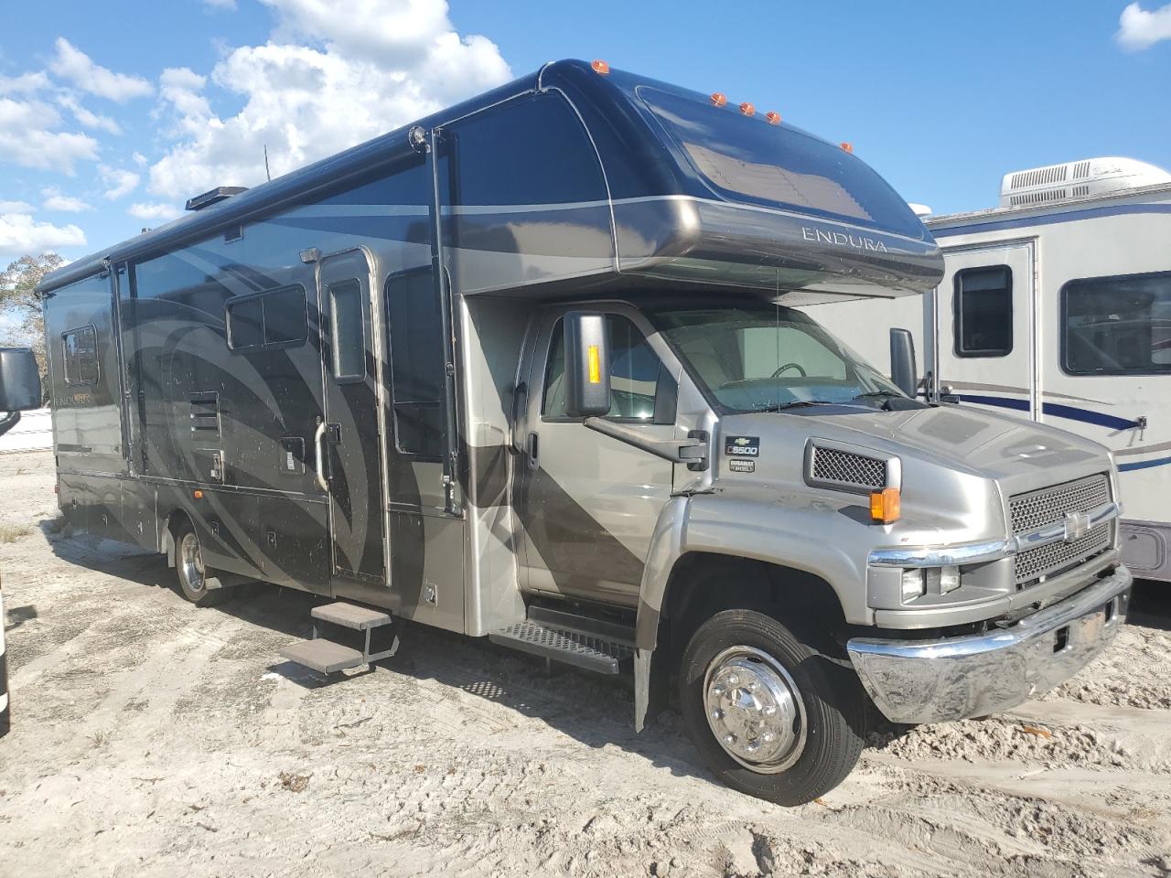 Lot #2996713916 2006 CHEVROLET C5500 C5U0