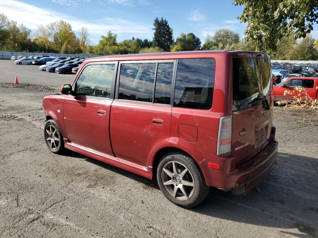 Lot #2955422513 2006 TOYOTA SCION XB