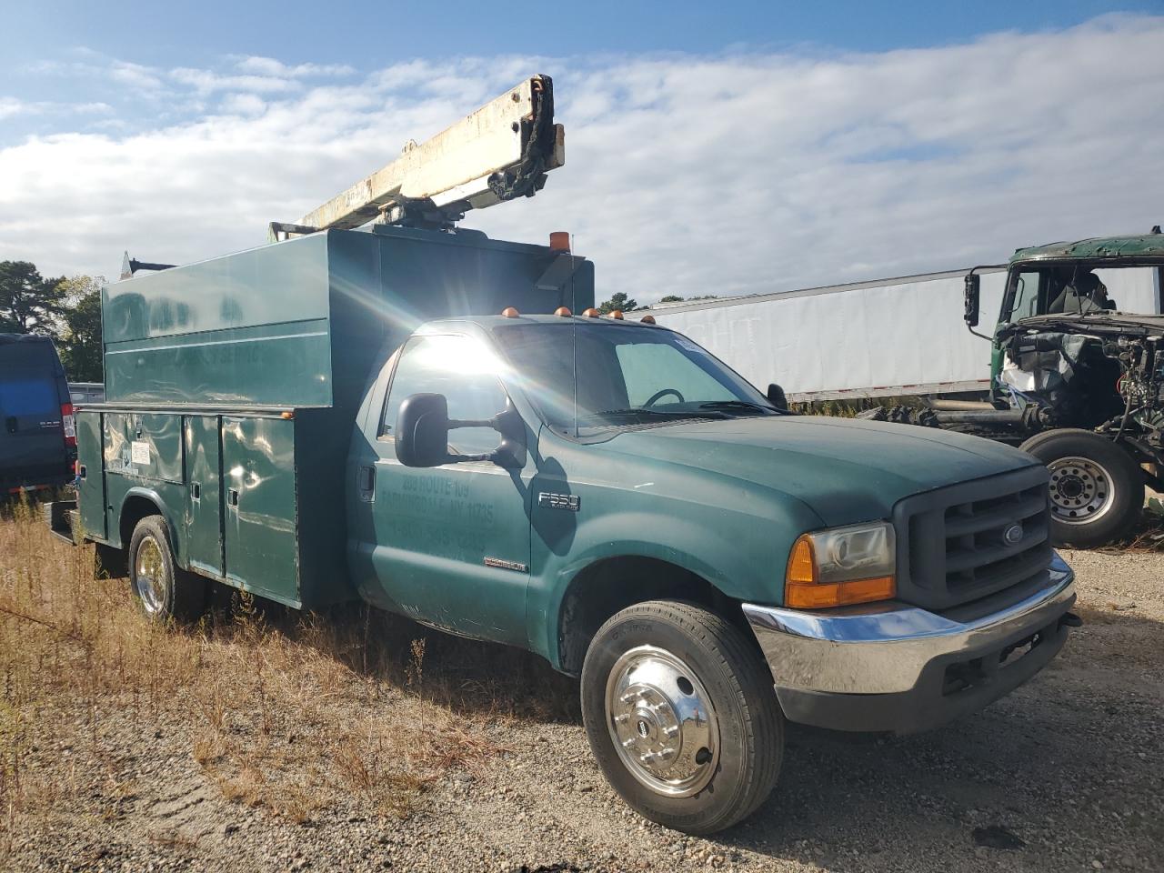 Lot #2928381892 2000 FORD F550 SUPER