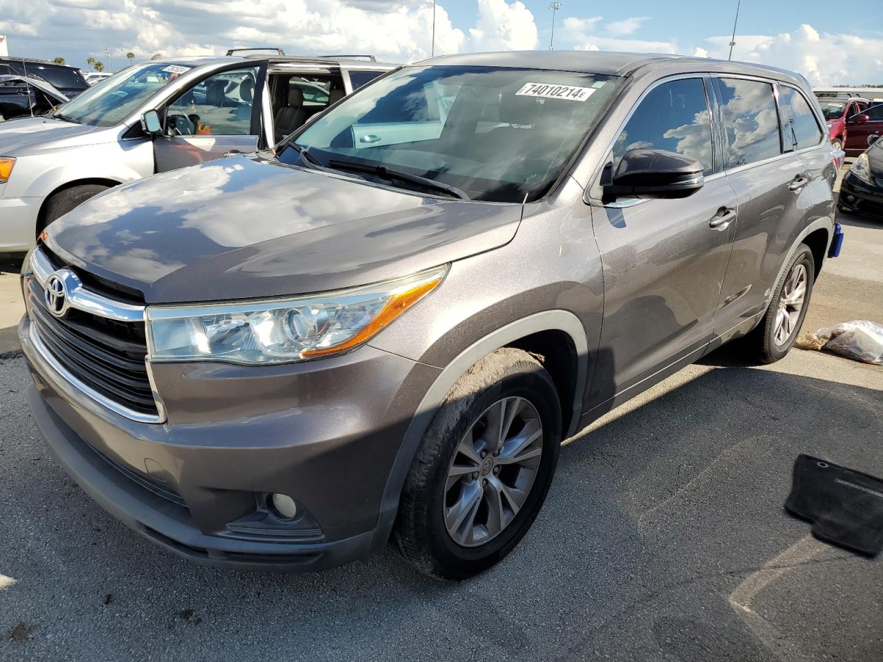 Lot #3030642114 2015 TOYOTA HIGHLANDER