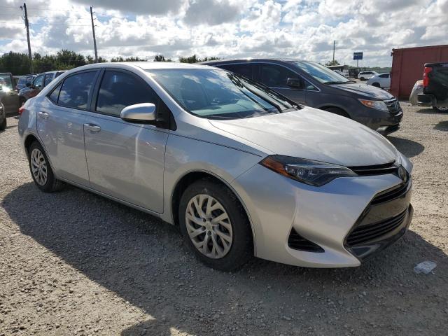 VIN 2T1BURHE0HC912193 2017 Toyota Corolla, L no.4