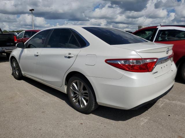 VIN 4T1BF1FK0FU085991 2015 Toyota Camry, LE no.2