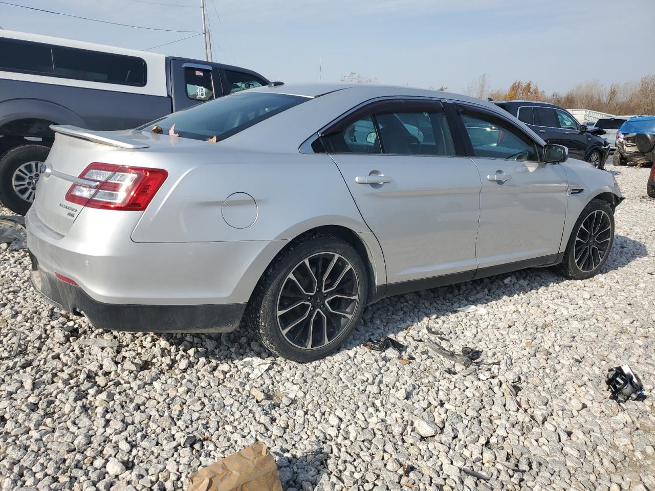 Lot #2989319933 2019 FORD TAURUS LIM