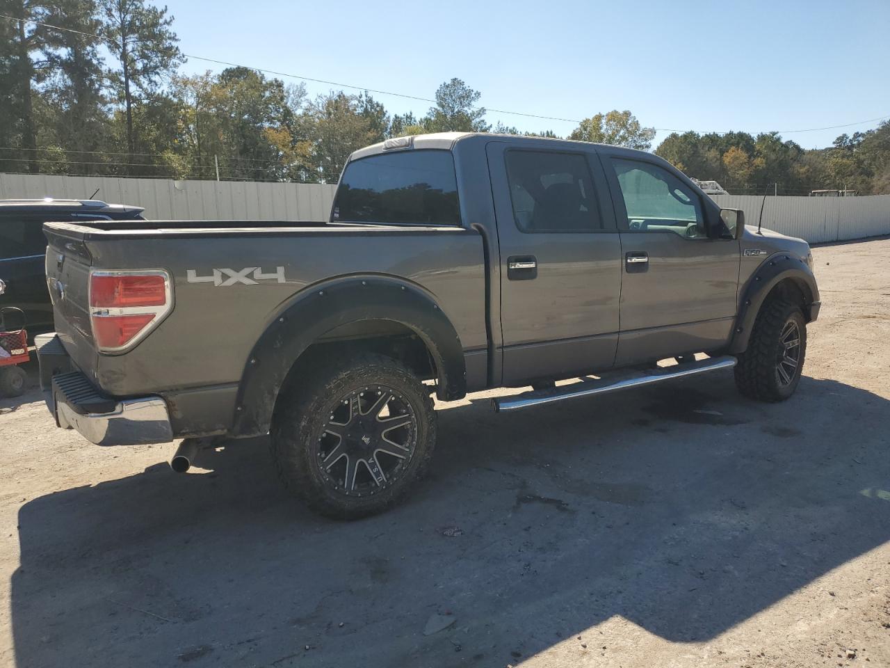 Lot #2986727295 2010 FORD F150 SUPER