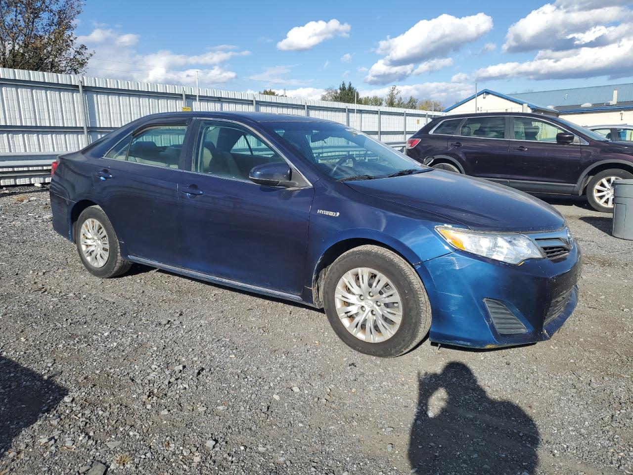 Lot #2921734525 2012 TOYOTA CAMRY HYBR