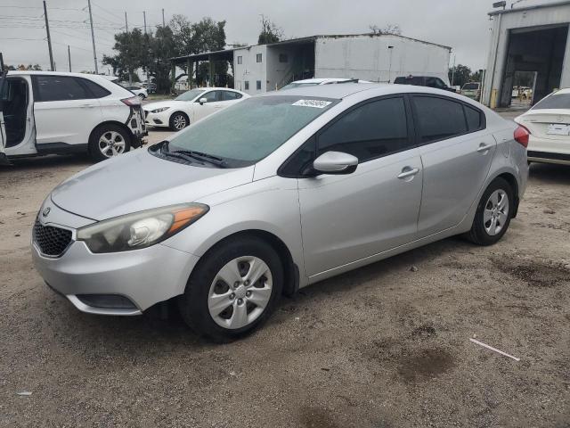 VIN KNAFK4A60F5307837 2015 KIA Forte, LX no.1