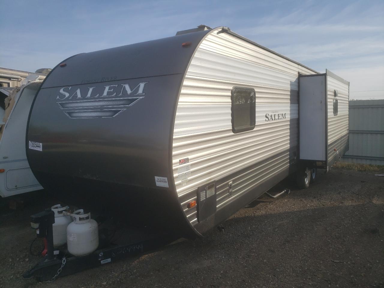 Lot #2940711390 2019 SALM TRAVEL TRA