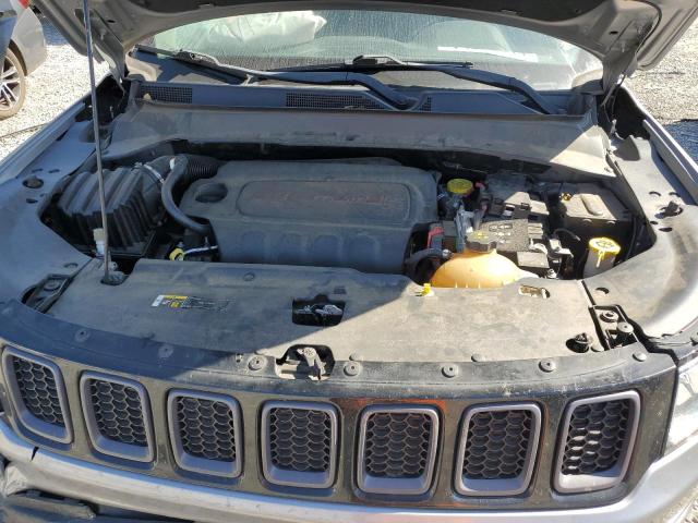 VIN 3C4NJDDB6JT470060 2018 JEEP COMPASS no.11