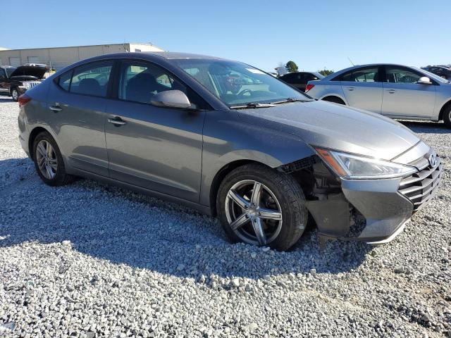 2019 HYUNDAI ELANTRA SE - 5NPD84LF6KH409675