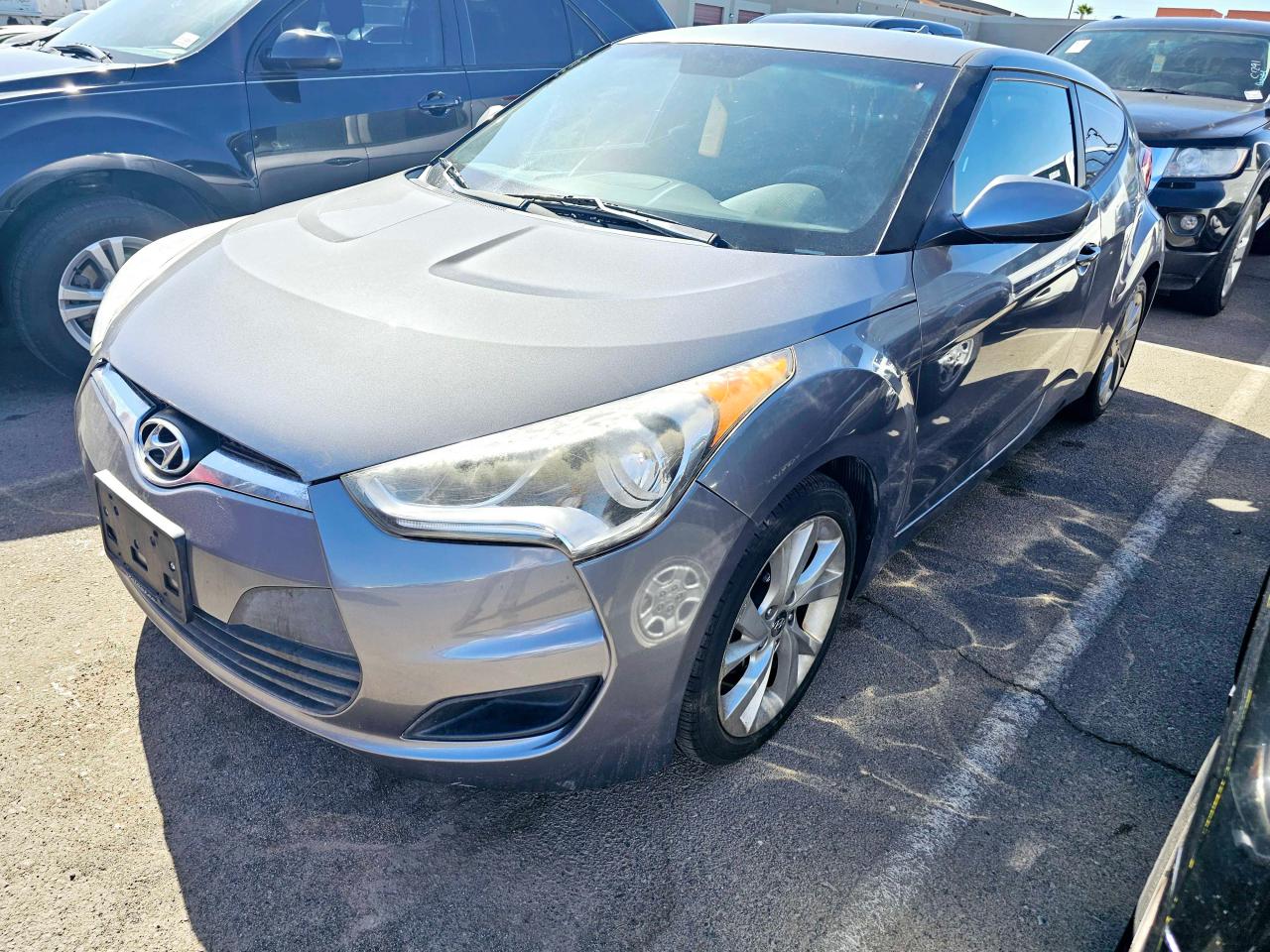 Lot #2940310087 2016 HYUNDAI VELOSTER