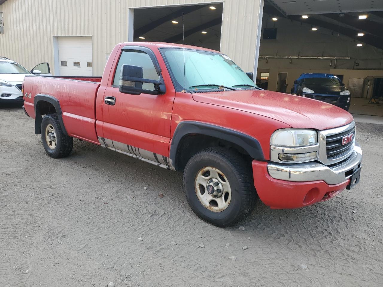 Lot #2923804923 2004 GMC NEW SIERRA