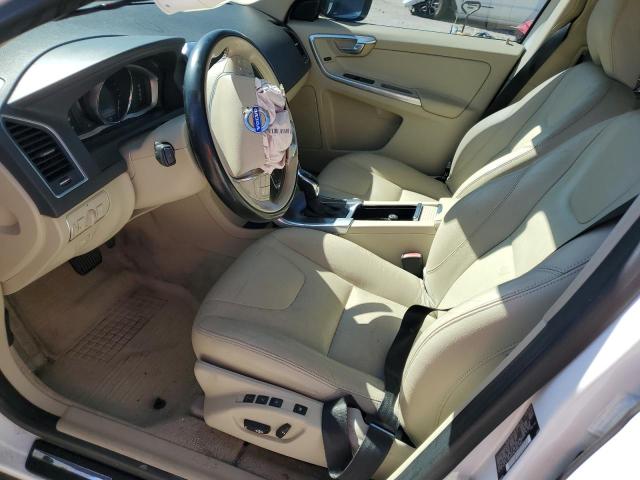 2016 VOLVO XC60 T5 PR - YV440MDK0G2797205