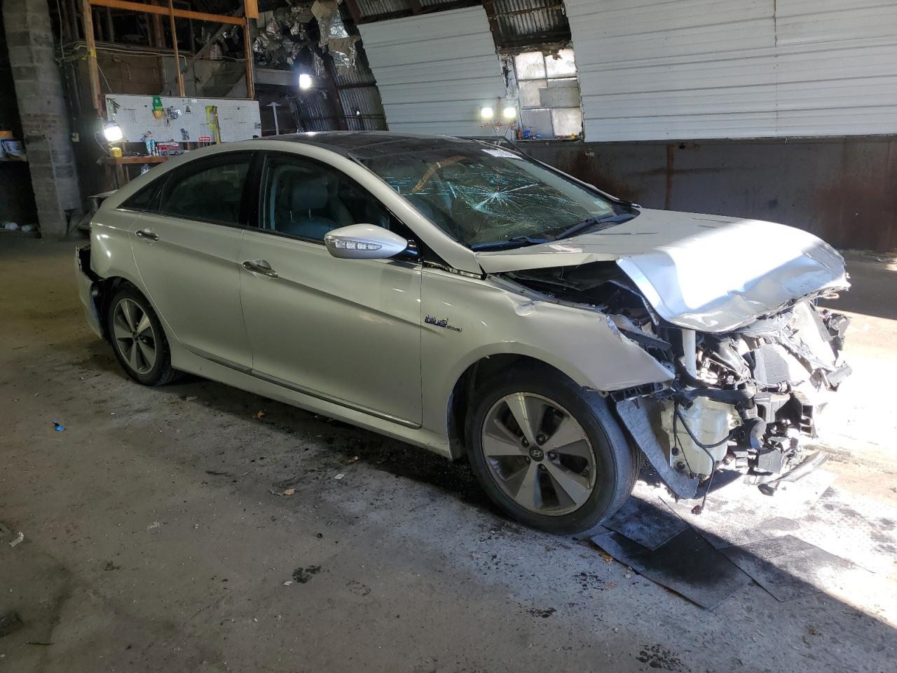 Lot #3004189900 2011 HYUNDAI SONATA HYB