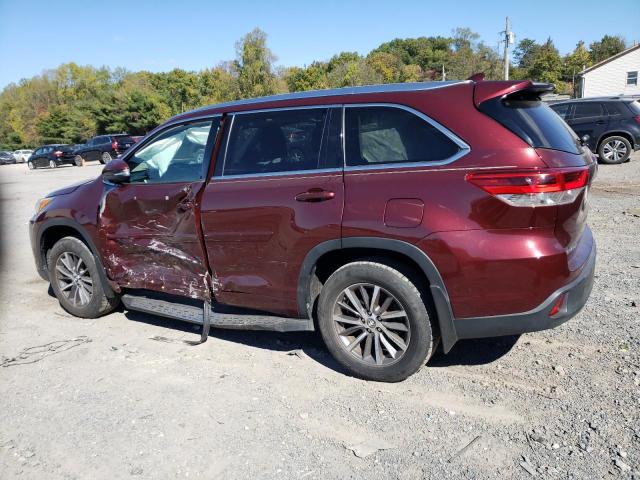 VIN 5TDJZRFH5JS811982 2018 Toyota Highlander, SE no.2