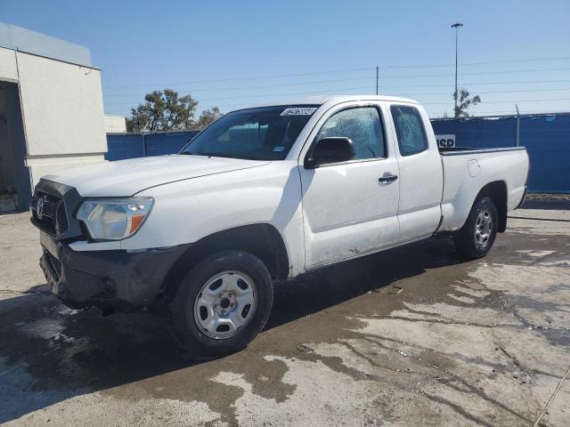 VIN 5TFTX4CN0FX064112 2015 Toyota Tacoma, Access Cab no.1