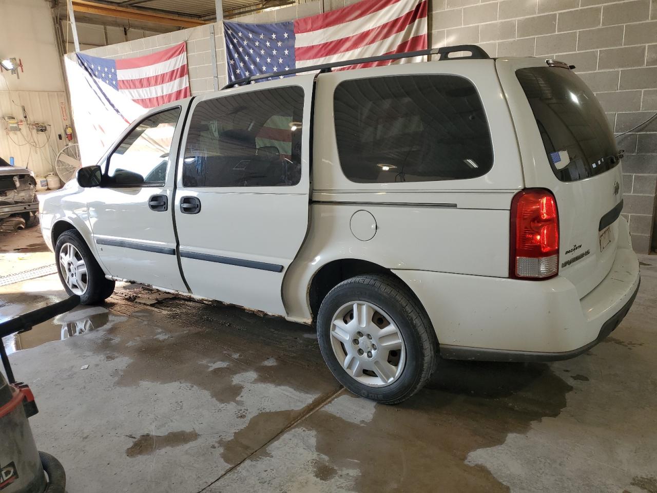 Lot #2938149915 2006 CHEVROLET UPLANDER L