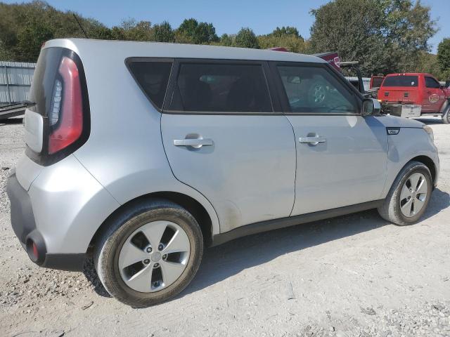 VIN KNDJN2A23F7800311 2015 KIA Soul no.3