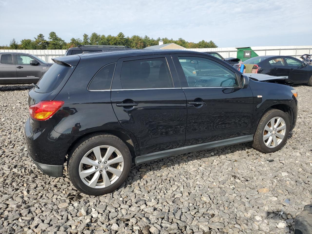 Lot #2919082641 2014 MITSUBISHI OUTLANDER