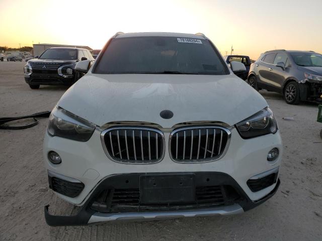 VIN WBXHU7C30J5H43838 2018 BMW X1 no.5