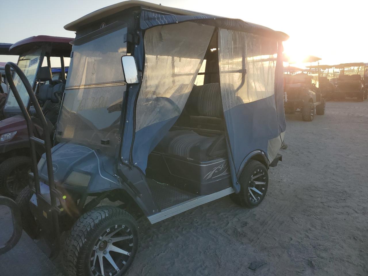 Lot #2991401845 2018 YAMAHA GOLF CART