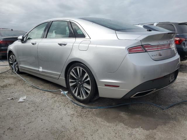 VIN 3LN6L5E90JR613450 2018 LINCOLN MKZ no.2