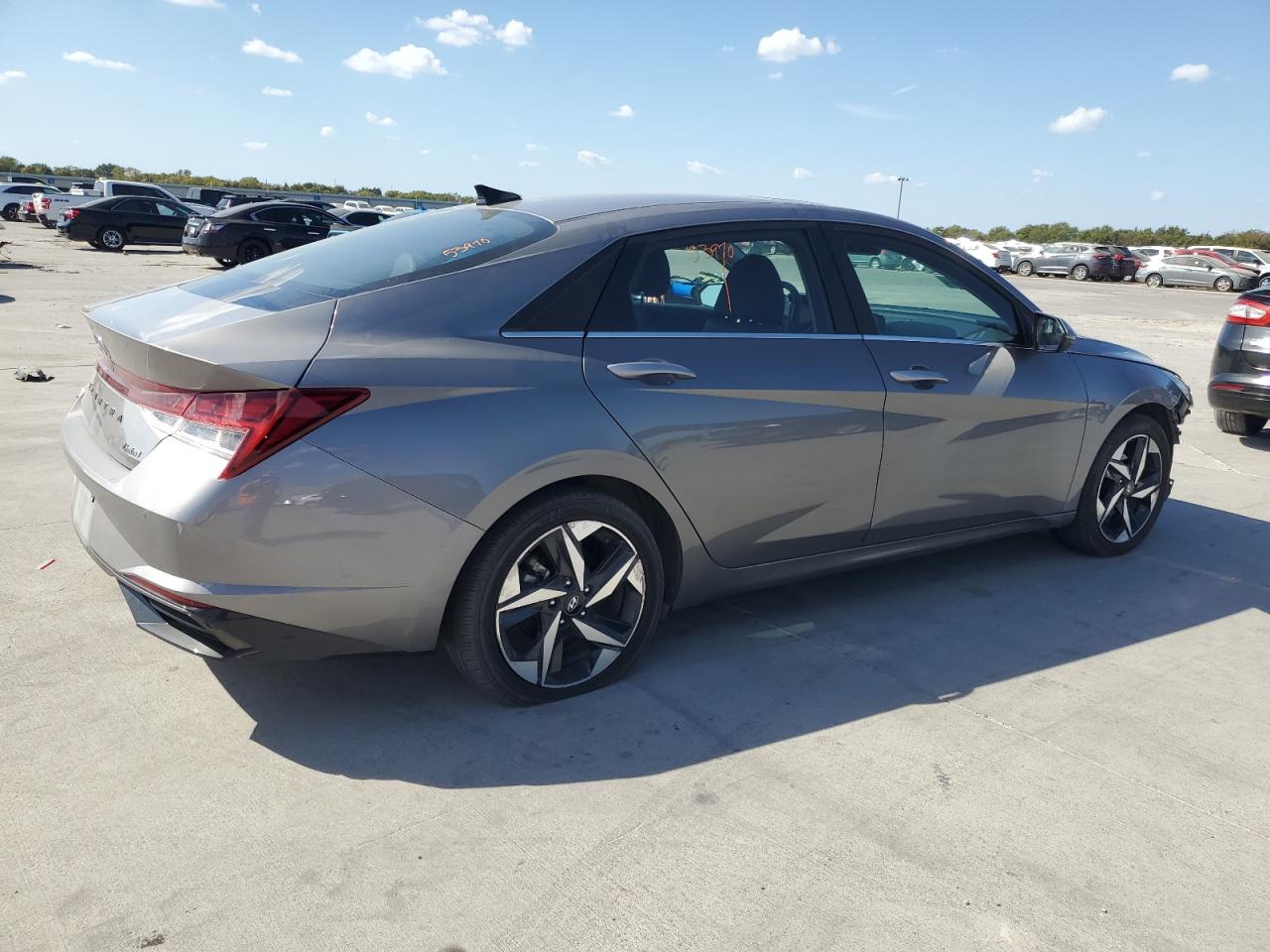 Lot #2926352594 2023 HYUNDAI ELANTRA LI