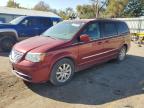 CHRYSLER TOWN & COU photo