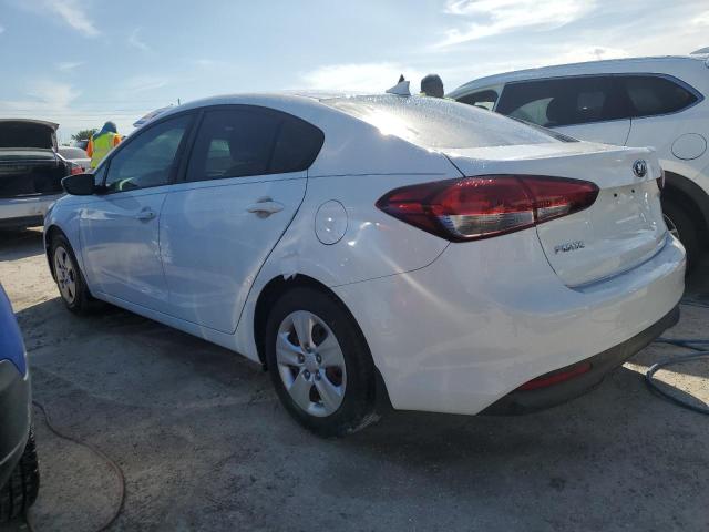 VIN 3KPFK4A7XJE230189 2018 KIA Forte, LX no.2