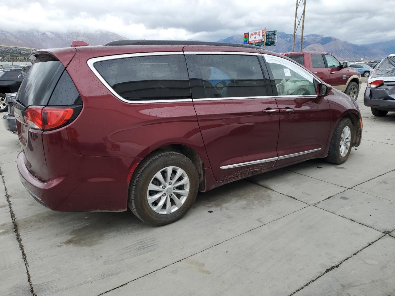 Lot #2996896884 2017 CHRYSLER PACIFICA T