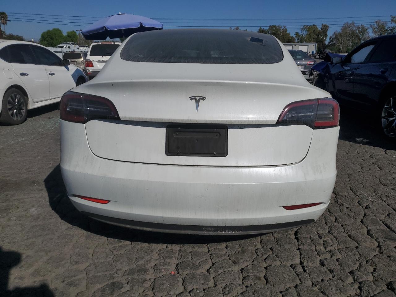 Lot #2993859371 2023 TESLA MODEL 3