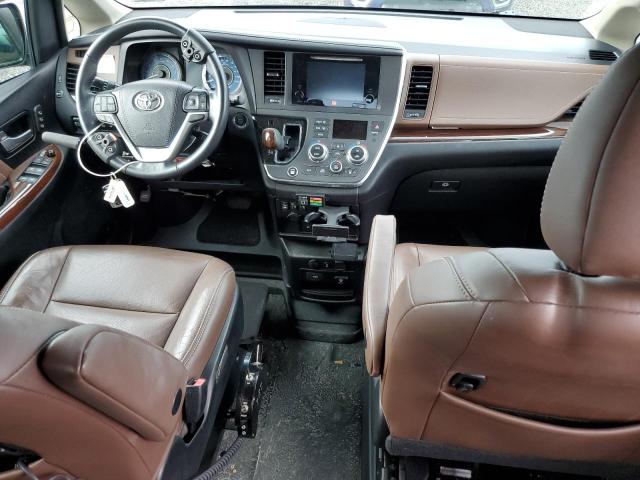 2017 TOYOTA SIENNA XLE - 5TDYZ3DC3HS882434