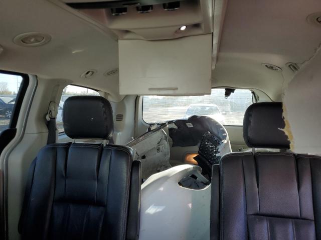 2016 CHRYSLER TOWN & COU - 2C4RC1BG1GR118573