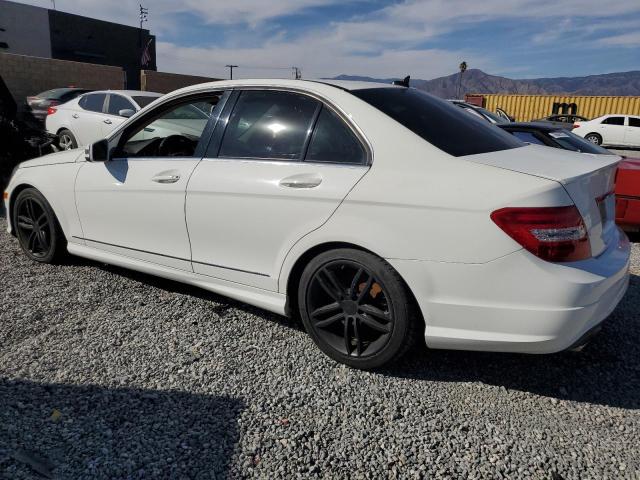 VIN WDDGF4HBXEA930845 2014 MERCEDES-BENZ C-CLASS no.2