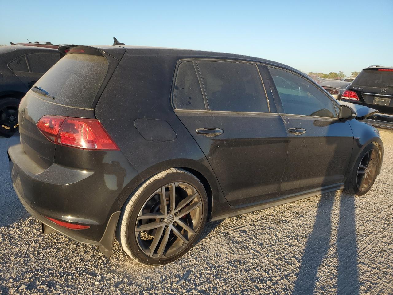 Lot #2928636789 2017 VOLKSWAGEN GTI S/SE