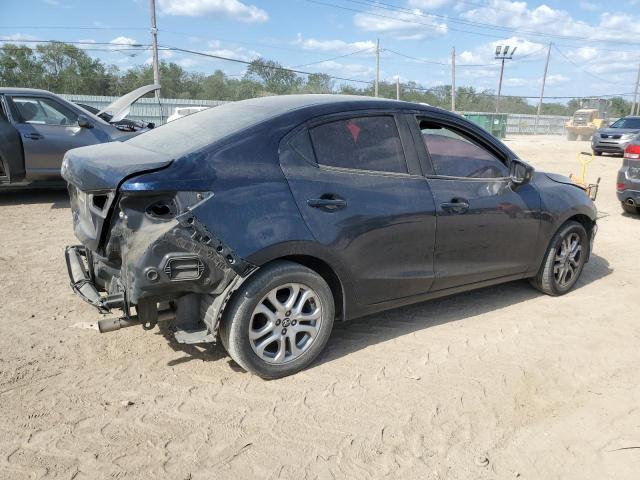 VIN 3MYDLBYV2JY306632 2018 Toyota Yaris no.3