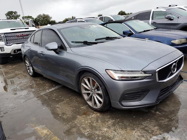 VIN 7JR102FKXKG002908 2019 Volvo S60, T5 Momentum no.4