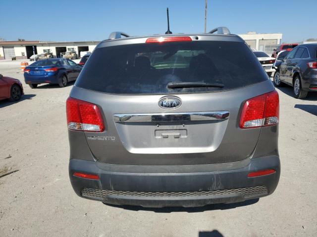 VIN 5XYKTDA21DG349790 2013 KIA Sorento, LX no.6