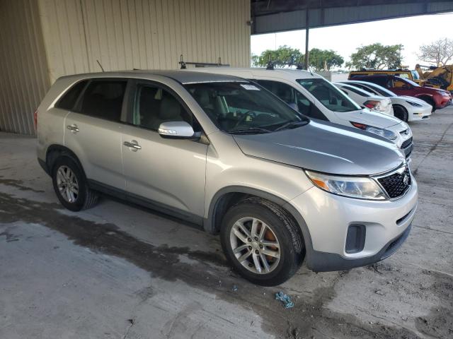 VIN 5XYKT3A64EG508560 2014 KIA Sorento, LX no.4