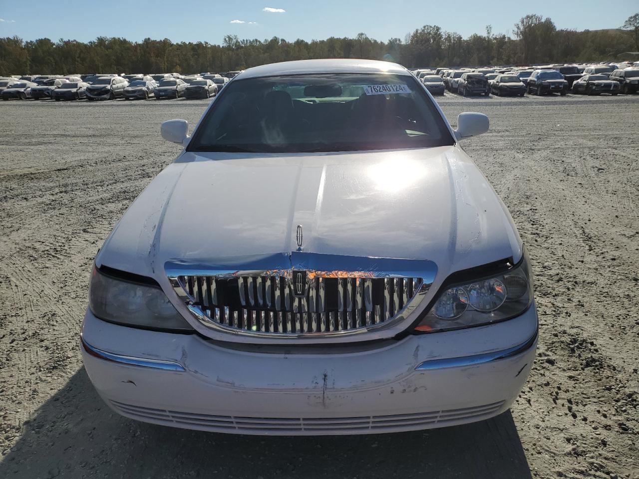 Lot #2921593745 2008 LINCOLN TOWN CAR S