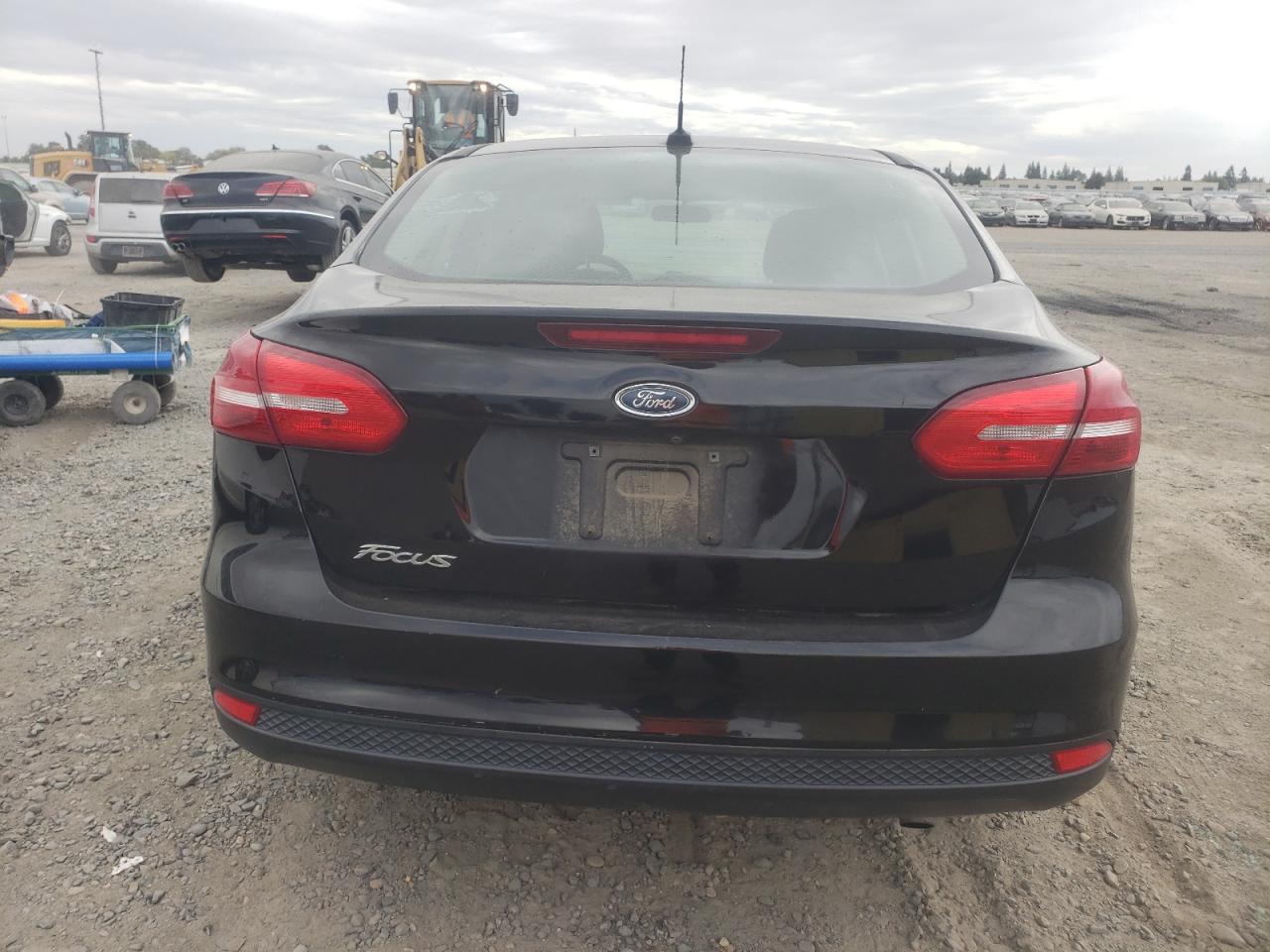 Lot #2907308971 2017 FORD FOCUS S