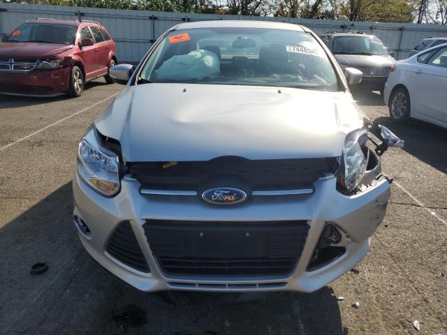 VIN 1FADP3F21DL240689 2013 Ford Focus, SE no.5