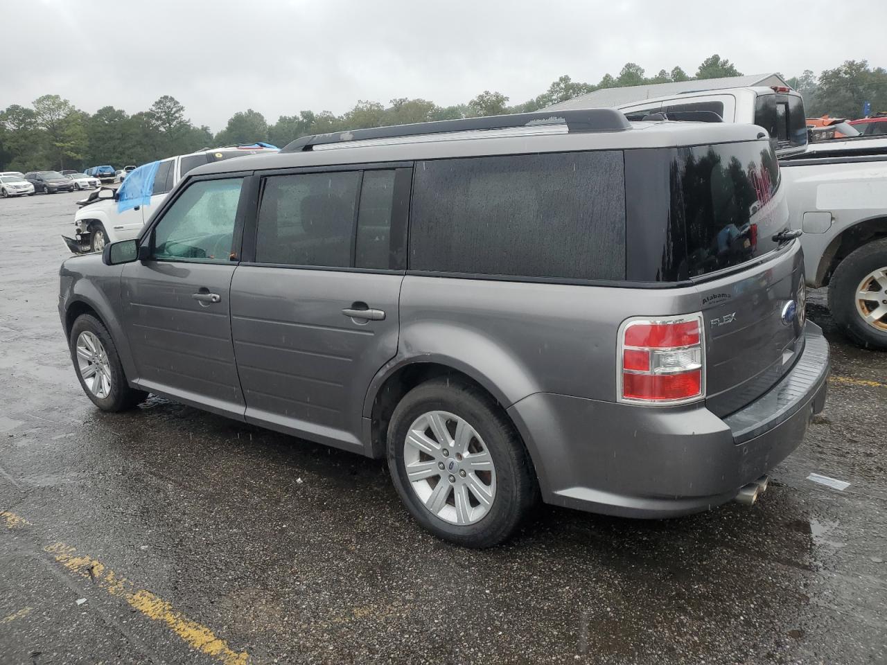 Lot #2885434853 2010 FORD FLEX SE