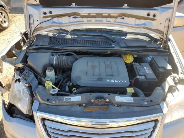 2015 CHRYSLER TOWN & COU - 2C4RC1AG8FR677182