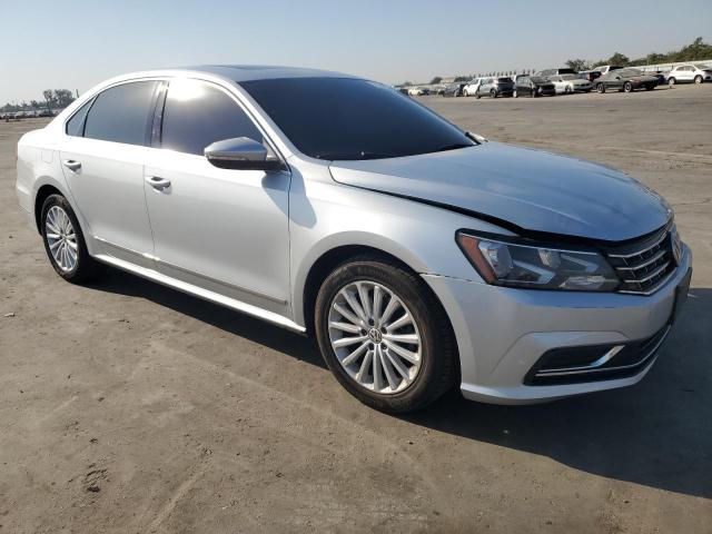 2017 VOLKSWAGEN PASSAT SE - 1VWBT7A38HC069642