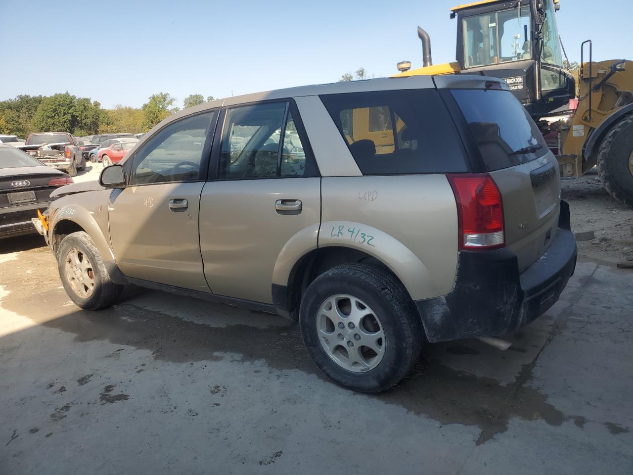 Lot #2902744235 2002 SATURN VUE