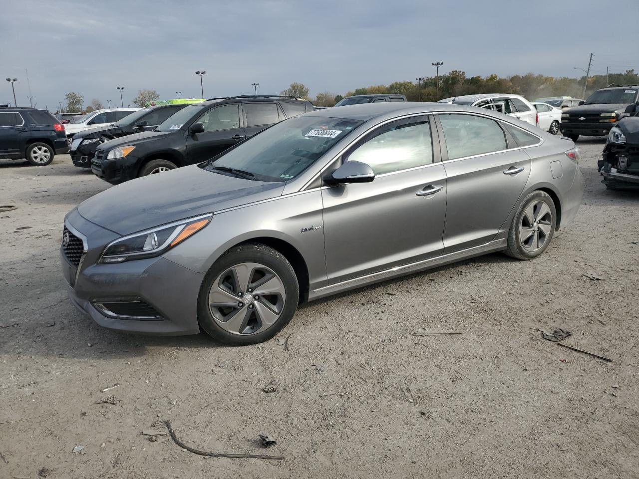 Lot #2937902824 2017 HYUNDAI SONATA HYB