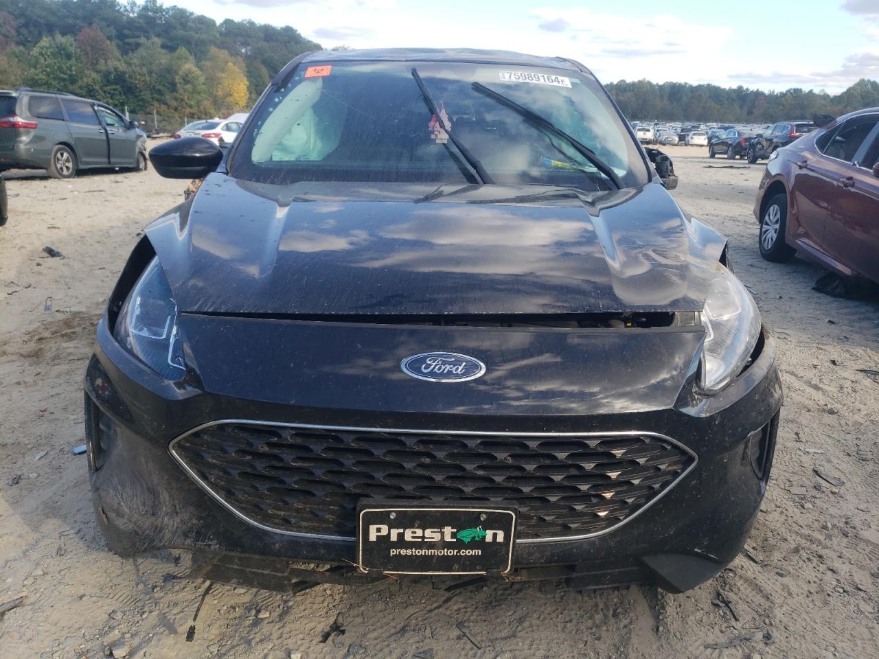 Lot #2955331621 2021 FORD ESCAPE SE