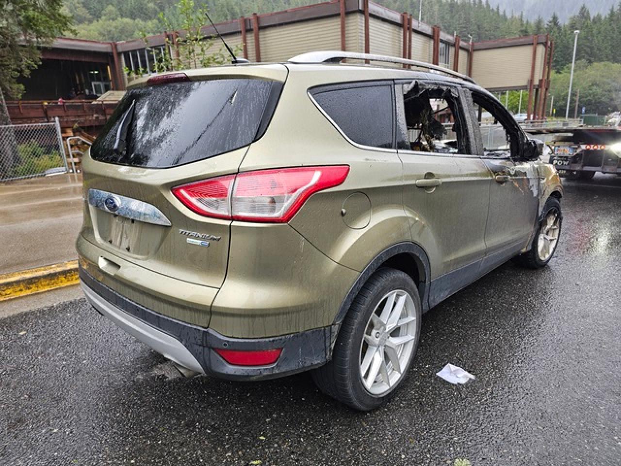 Lot #2921759531 2014 FORD ESCAPE TIT