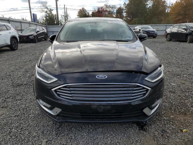 VIN 3FA6P0D93JR137262 2018 Ford Fusion, Titanium/Pl... no.5